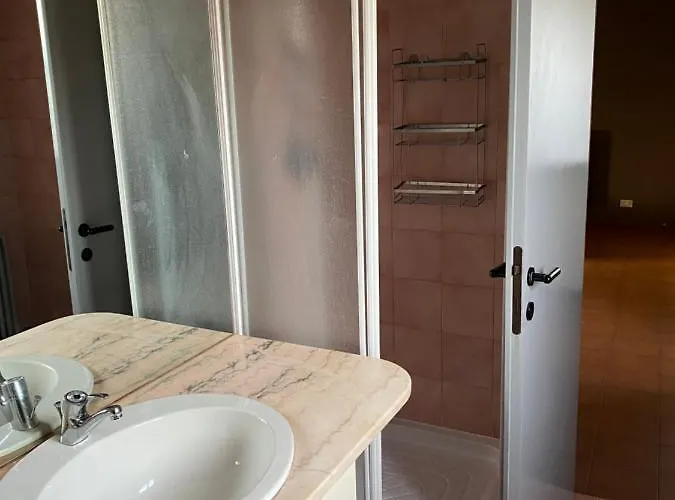 Vicolo Forno شقة *